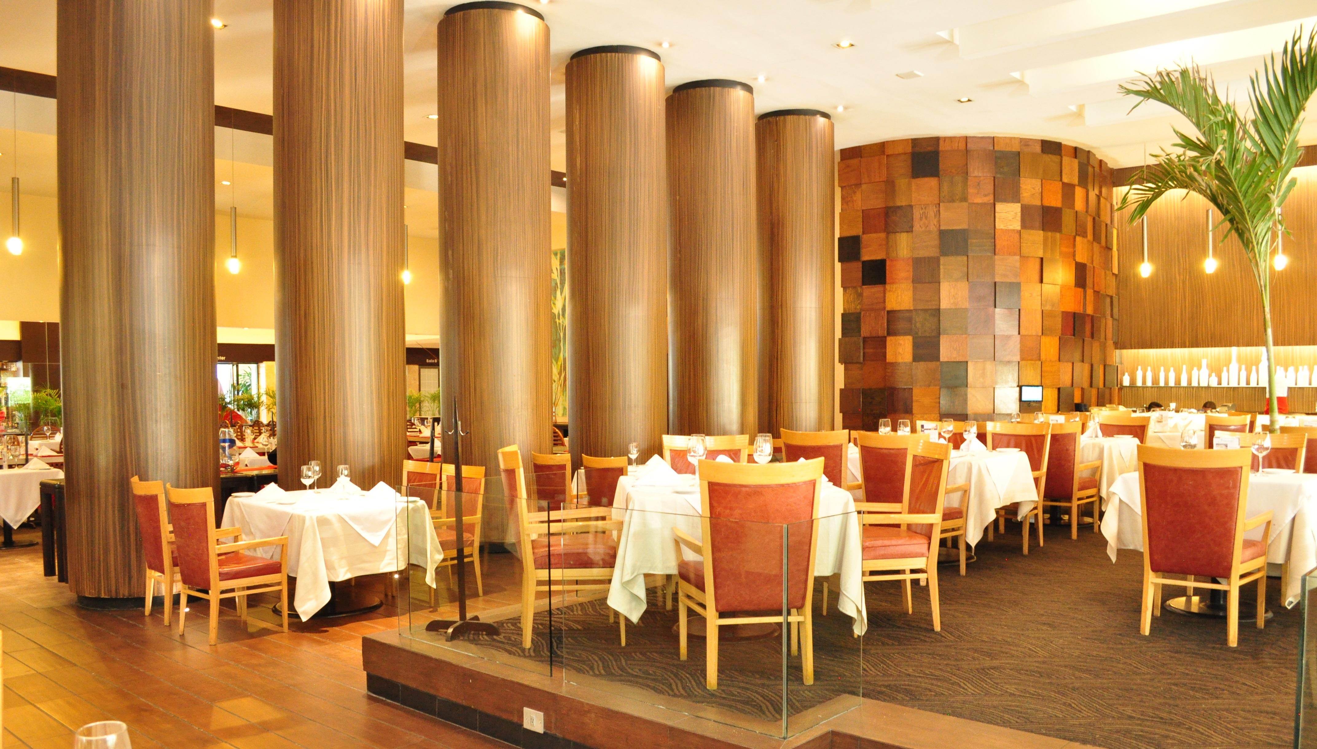 Hotel Royal Pedregal Ciudad de México Exteriér fotografie Interior of the restaurant